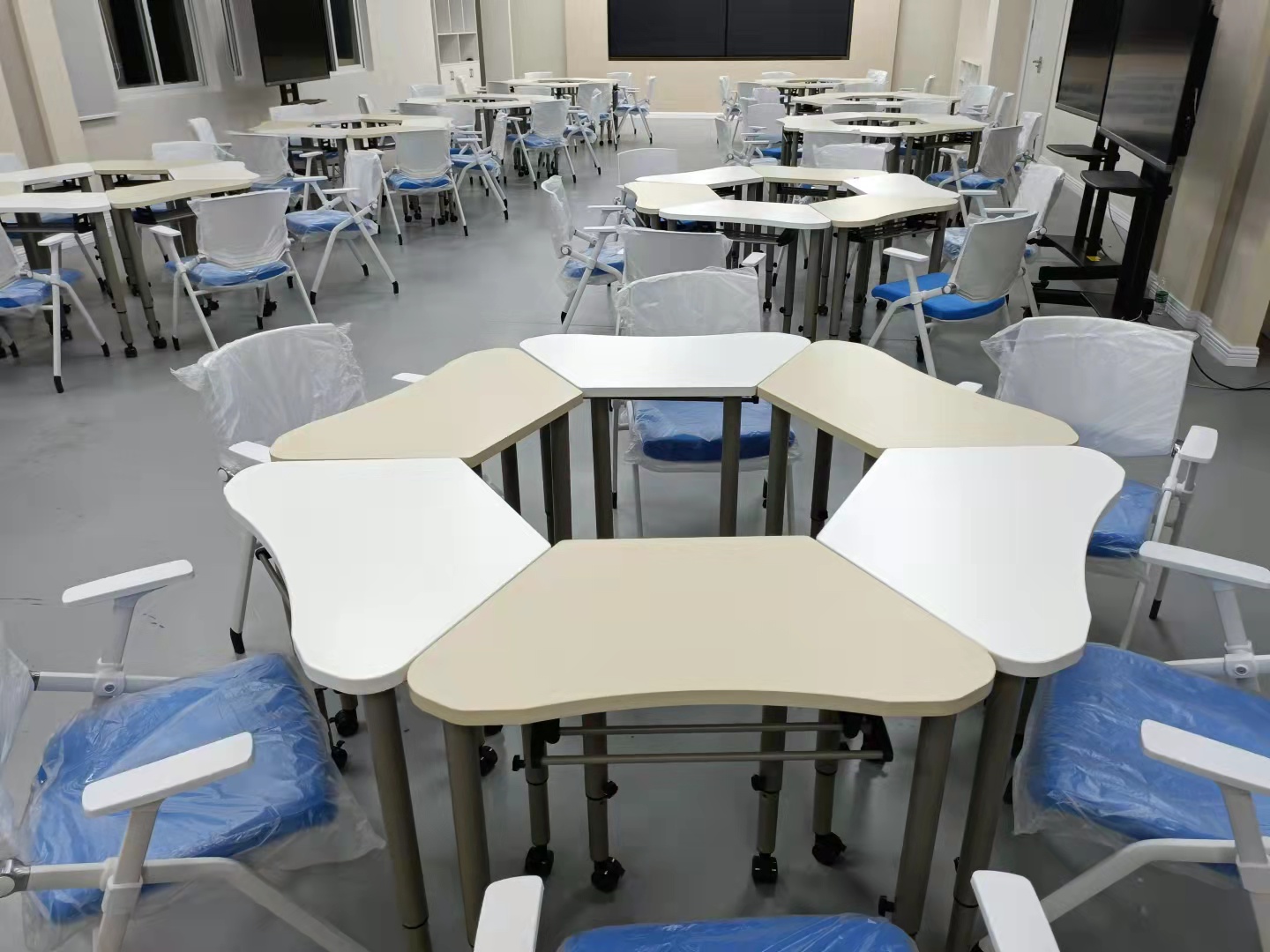 四川工程职业技术学校（德阳）智慧教室项目