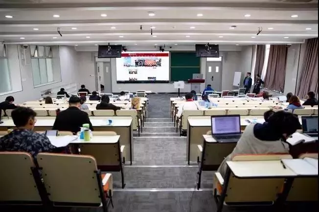 远程互动教室：来自距离的呼喊
