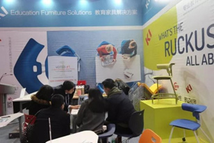 意通家具参与2018中国(北京)未来教育装备展示会暨