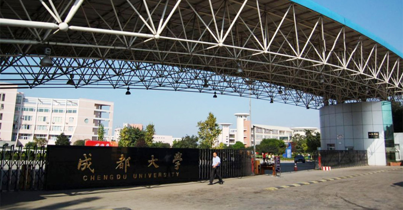 成都大学整体教室改造案例